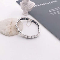 suzuki-bracelet-argent-massif-geometrique-tendance-vue-profil