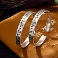 indira-paire-bracelets-de-cheville-argent-massif-mantra-tibetain-grave