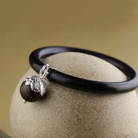 aroon-bracelet-jonc-argent-massif-et-bois-de-santal-details
