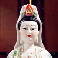 guanyin-bodhisattva-compassion-statue-zoom-visage