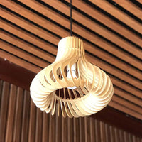 luminaire-suspension-en-bois-ky-anh-ambiance