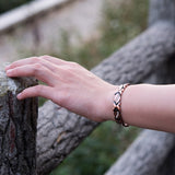 sakiya-bracelet-magnetique-en-cuivre-zirconia-porte