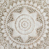 tete-de-lit-bois-de-teck-recycle-silhouette-florale-vintage-beige-california-king-180-cm-detail-fleur
